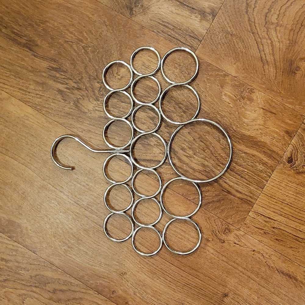 Metal Scarf Hanger